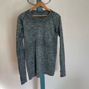 Lululemon swiftly long sleeve top size 8